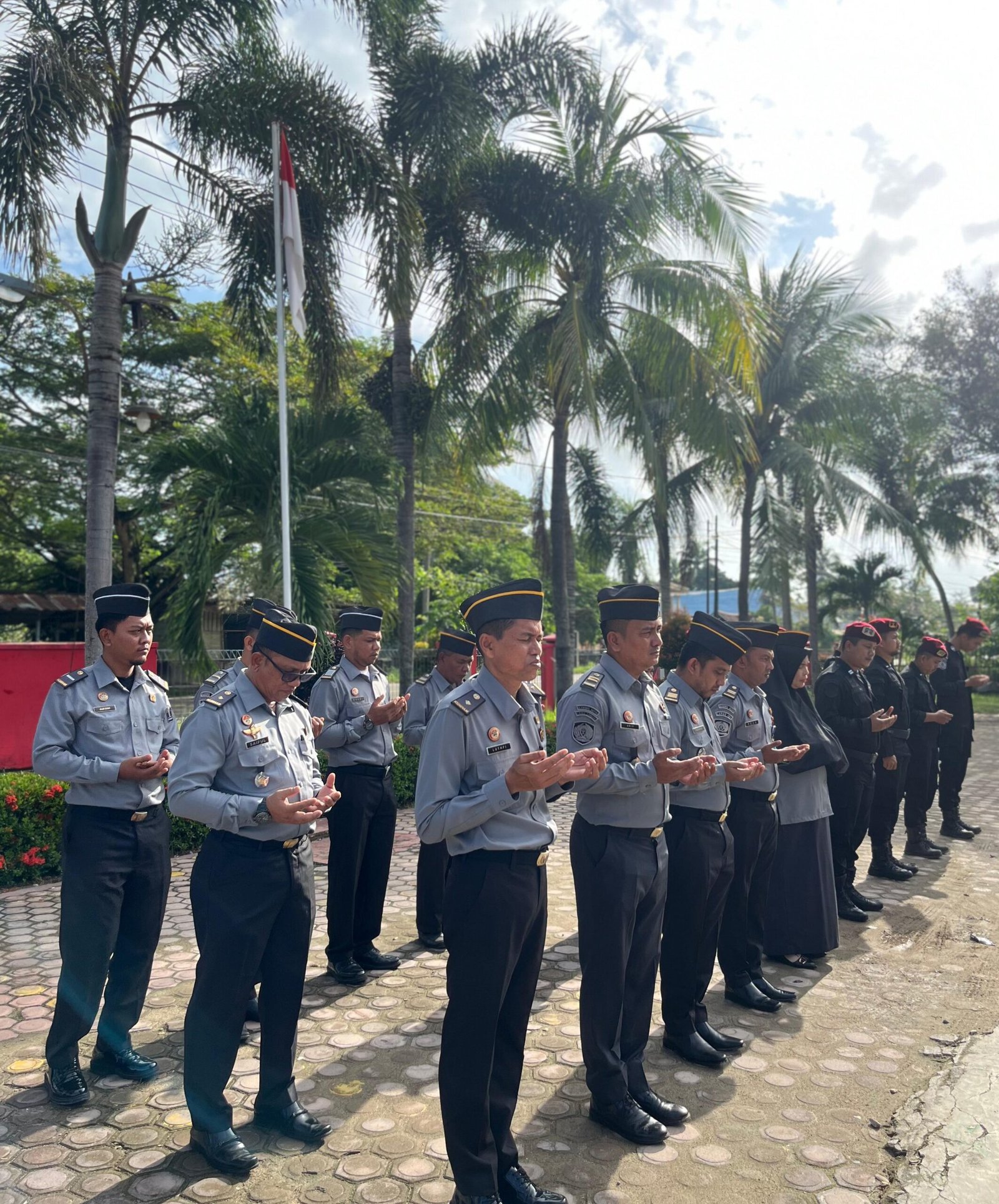 Lembaga Pemasyarakatan Kelas IIB Idi Laksanakan Upacara Peringatan Hari Bela Negara Ke-75 dan Kesiapan Nataru 2023/2024.