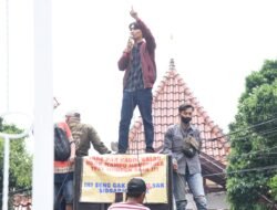 Pendemo di Pendopo Sidoarjo Bukan Petugas Kebersihan dari DLHK