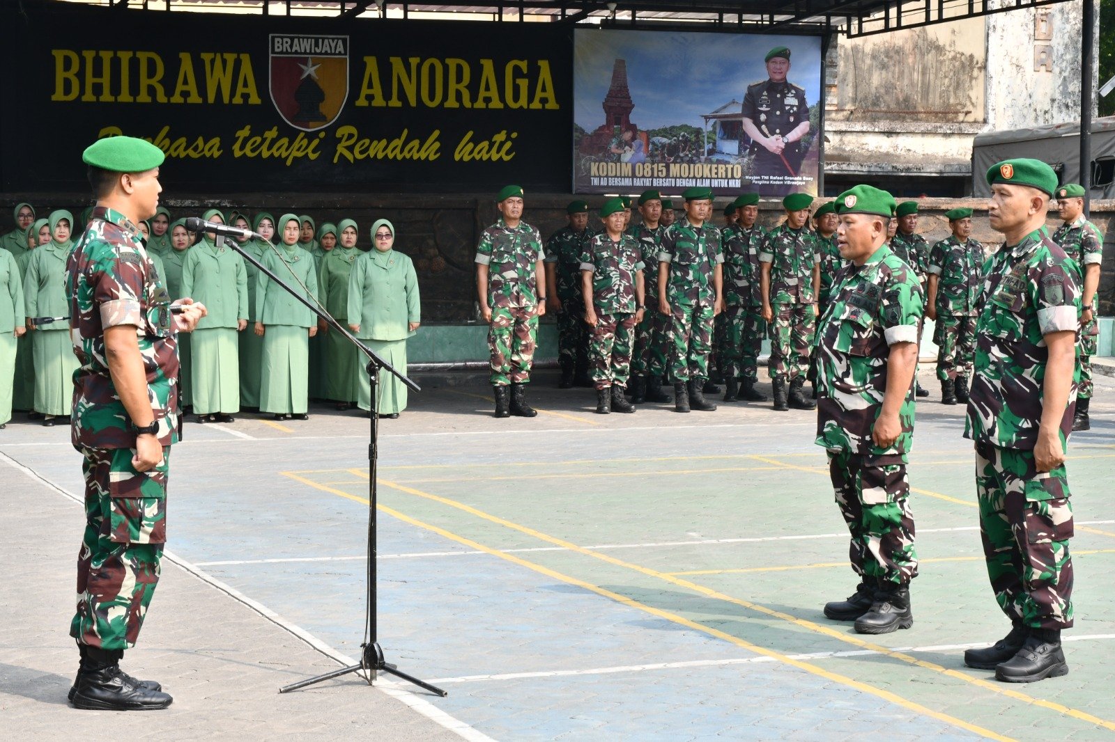 Dandim 0815/Mojokerto Pimpin Acara Laporan Korps Pabungdim dan Danramil 0815-03/Sooko