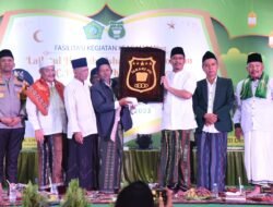 Bupati Gus Muhdlor Lewati Pergantian Tahun 2024 Dengan Bersholawat