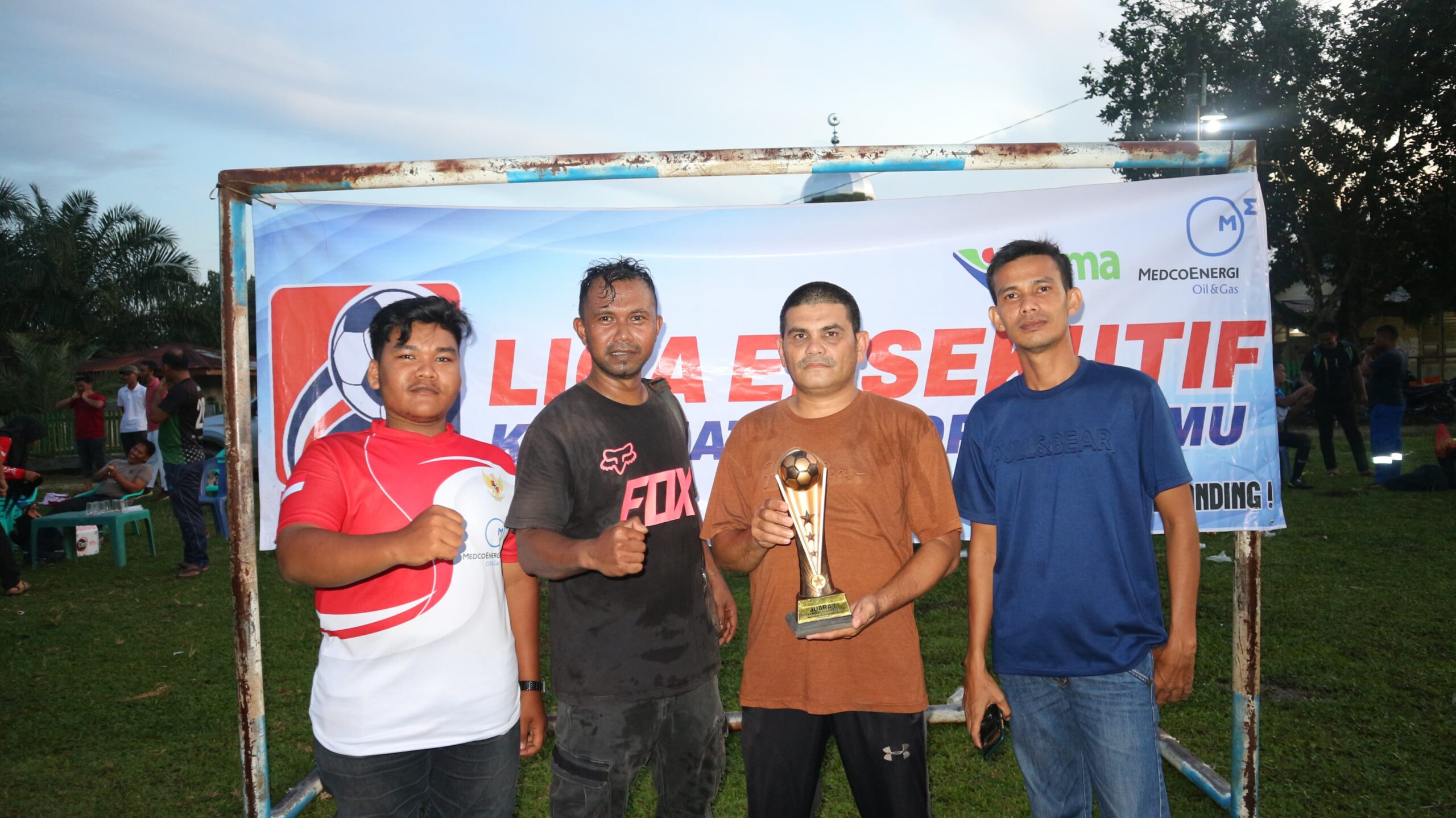 IM-Trax Juara Turnamen Liga Eksekutif U-40 Medco E&P Malaka