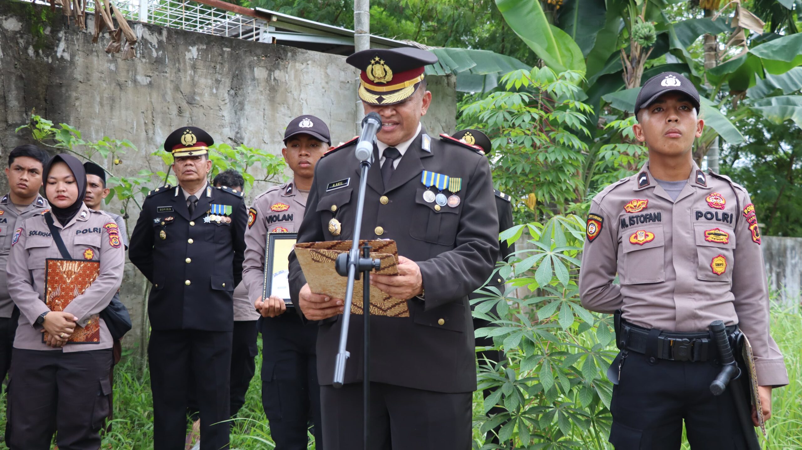 Pemakaman Jenazah Anggota Polri Dilaksanakan Secara Kedinasan Oleh Polresta Jambi