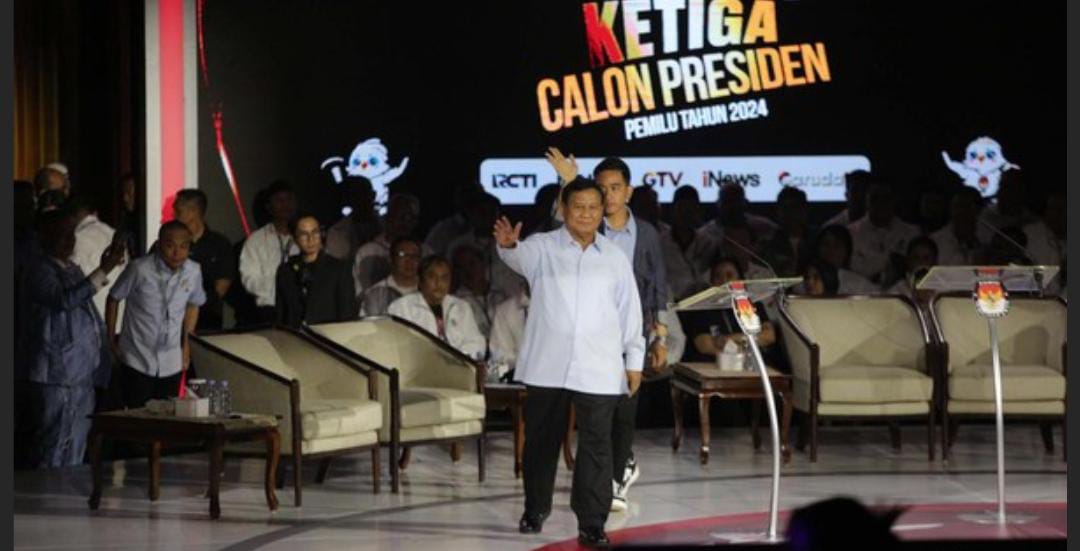 Prabowo di Debat Ketiga: Ada yang Asal Bicara Tanpa Data, Ambisi Menggebu