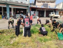 Koramil dan Pendekar Sambeng Bersih-Bersih Irigasi