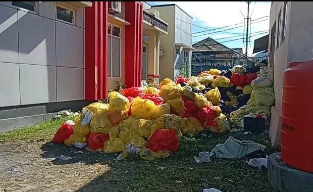 Ferdian Hidayat: Hari Ini Sampah Di RSUD Labuha Di Kirim Ke Ternate