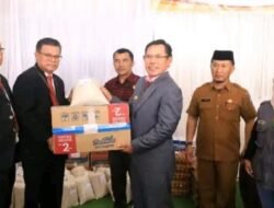 HUT ke – 61 Bank Jambi Cabang Sungai Penuh Peduli Korban Banjir Berikan Bantuan Sembako