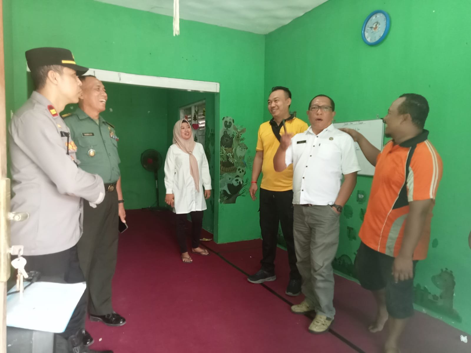 Polsek Dlanggu Polres Mojokerto Patroli Gabungan Survey Penyimpanan Logistik Pemilu 2024