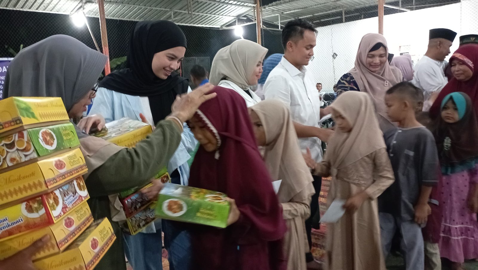 Ridhwan Ariffalah Rusli Bintang: Pertemuan Bermakna dengan Caleg Pak Ucok di Kejuruan Muda - Menyalurkan Santunan untuk Anak-Anak Yatim