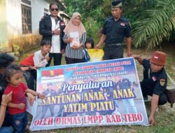 Sambut Tahun Baru 2024, Ormas LMPP Berbagi Kepada Anak Yatim Piatu