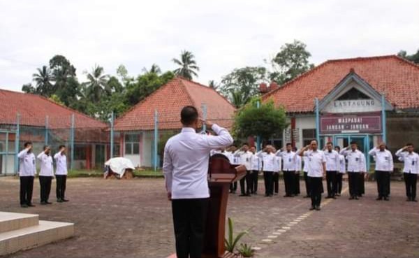 Mewujudkan Pembangunan ZI Tahun 2024, Lapas KotaAgung Laksanakan Penandatanganan  Komitmen Dan Perjanjian Kinerja