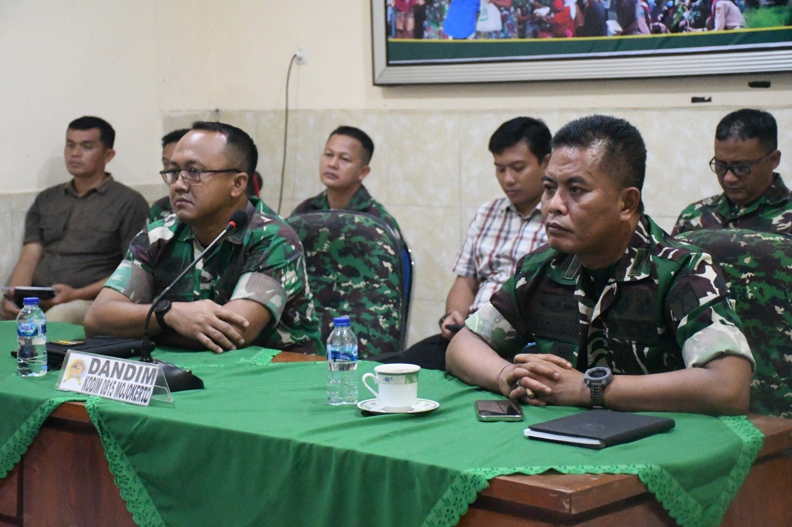 Publik Speaking Tribun Academy Kompas Media Nusantara, Dandim 0815/Mojokerto Beserta Staf Hadiri Secara Virtual