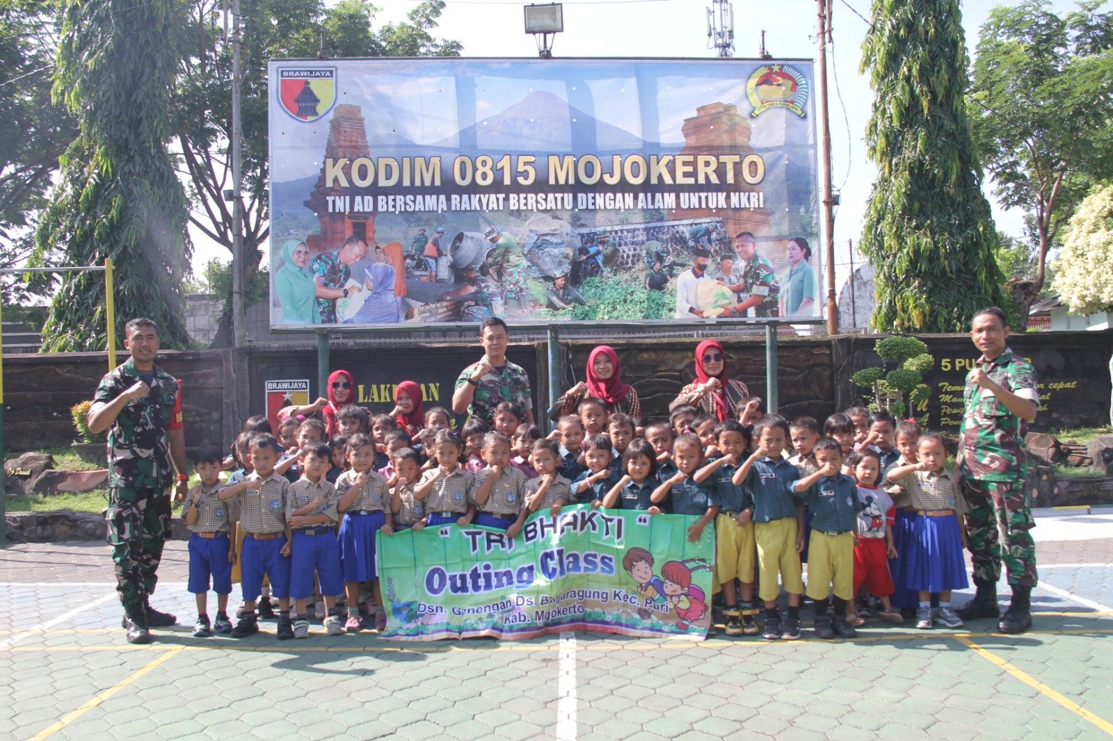 Outing Class, Siswa Siswi TK Tri Bakti Kunjungi Kodim 0815/Mojokerto
