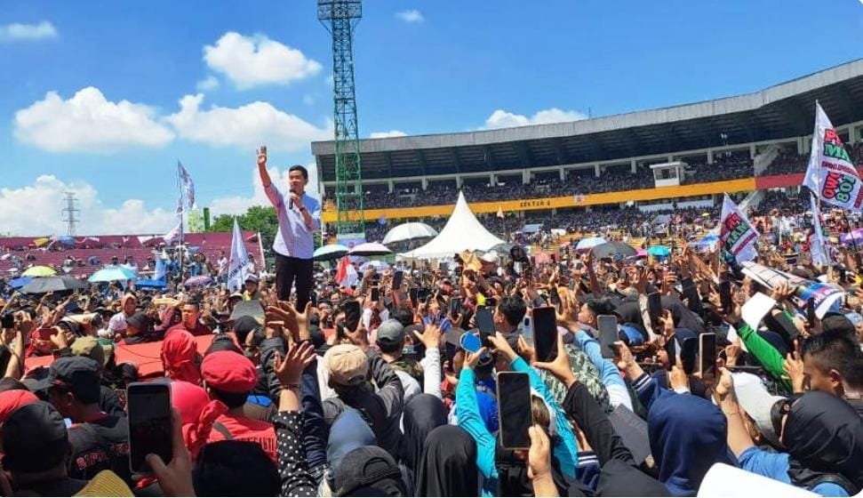 HUT SPSI Bersama Cawapres Gibran Rakabuming Raka, Bupati Sidoarjo Hadir