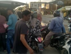 Tim DPC  Projo Aceh Timur Prabowo – Gibran  Kembali Berbagi  Susu Dan Roti Gratis