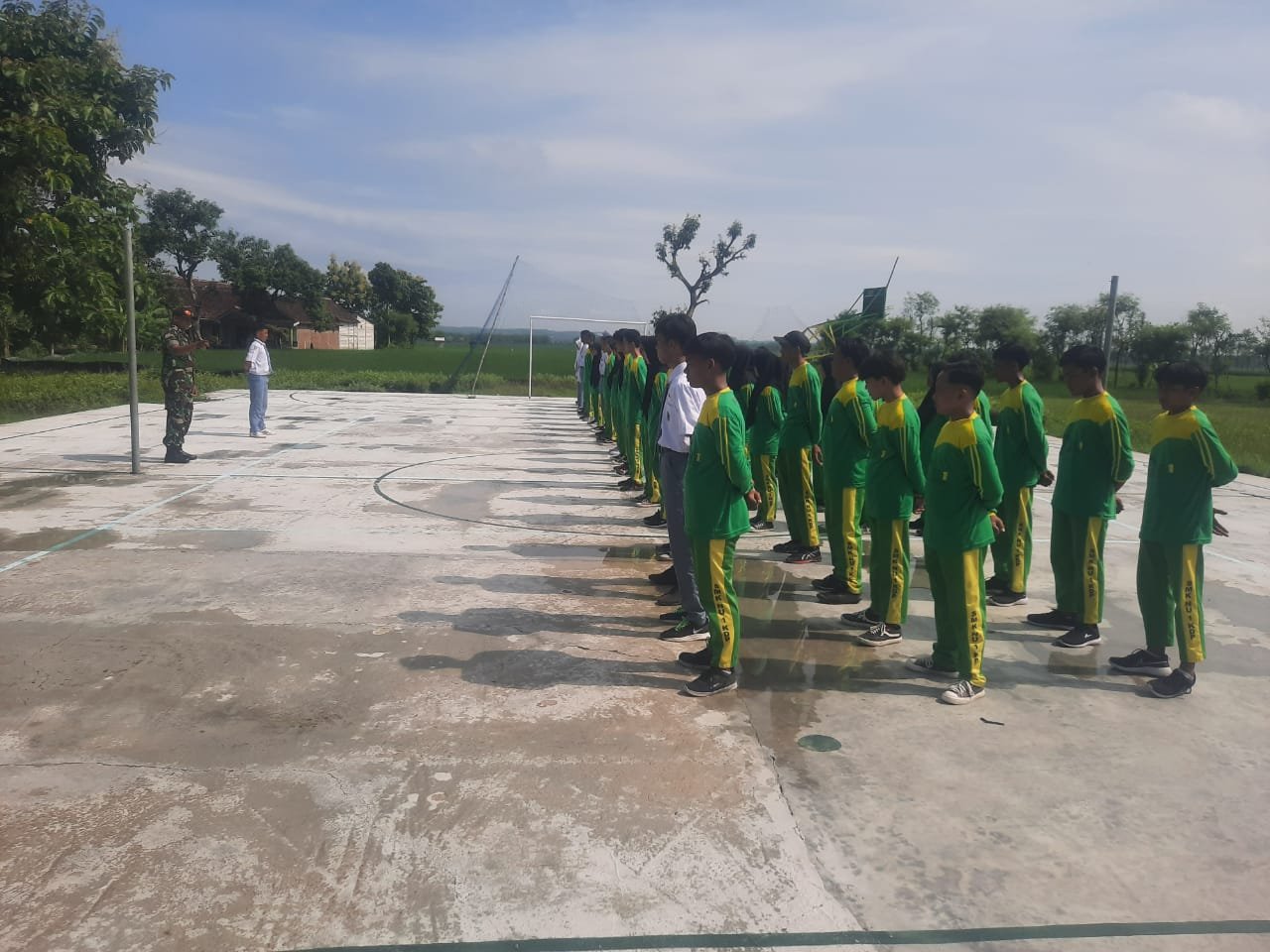 Koramil Kedungpring Beri Pelatihan PBB