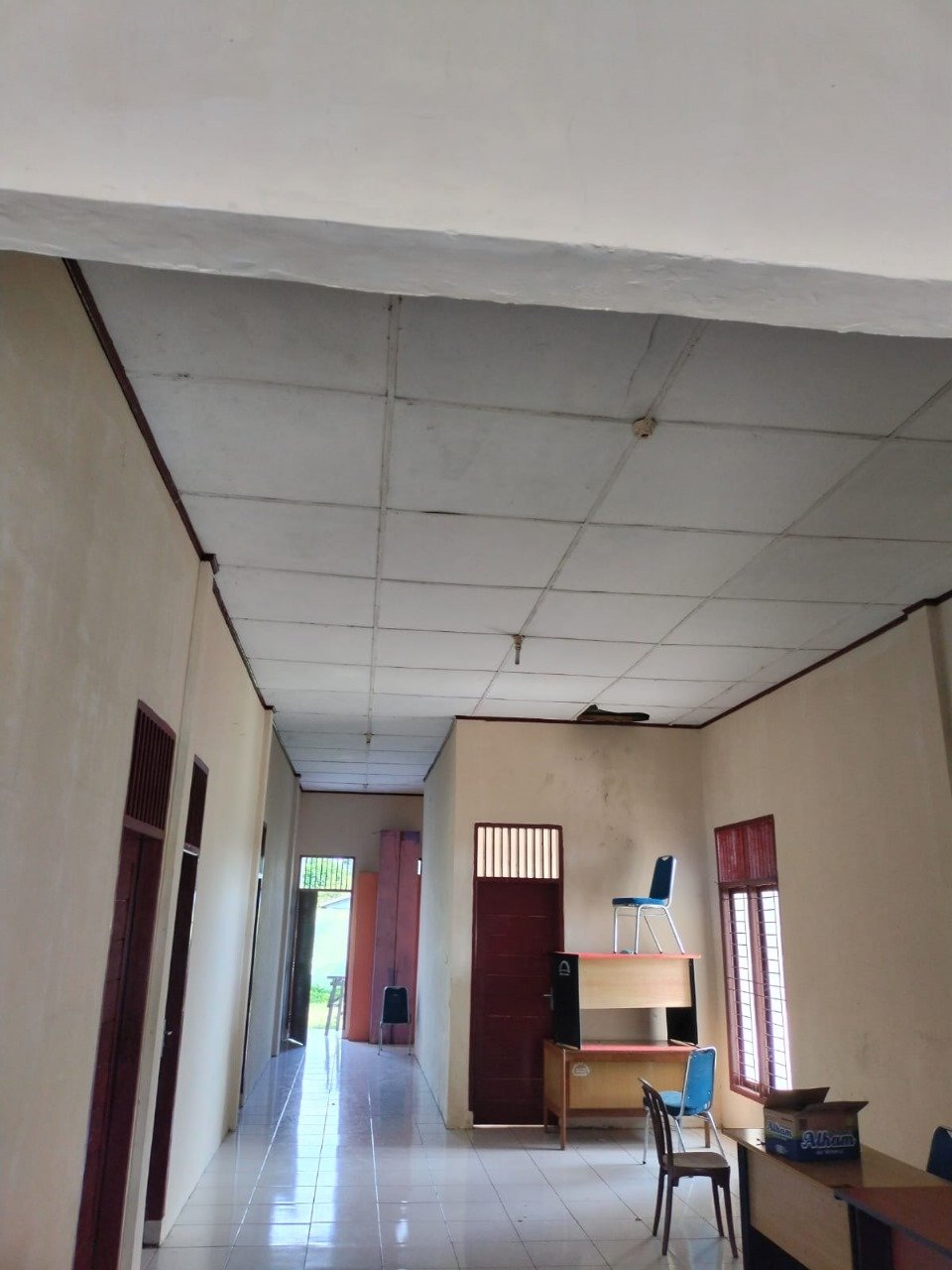 Polres Aceh Timur Amankan Remaja Pencuri Kabel Listrik di Kantor Puskeswan Peureulak Barat