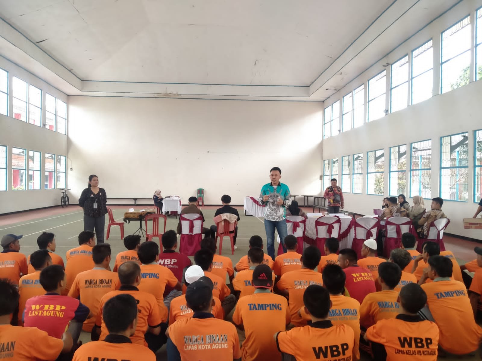 Wujudkan Pelaksanaan Pemilu 2024 Lancar dan Tertib, KPPS Lokasi Khusus Lapas Kotaagung Ikuti Bimtek dan Simulasi Pemungutan Suara Bersama PPK Kotaagung Barat