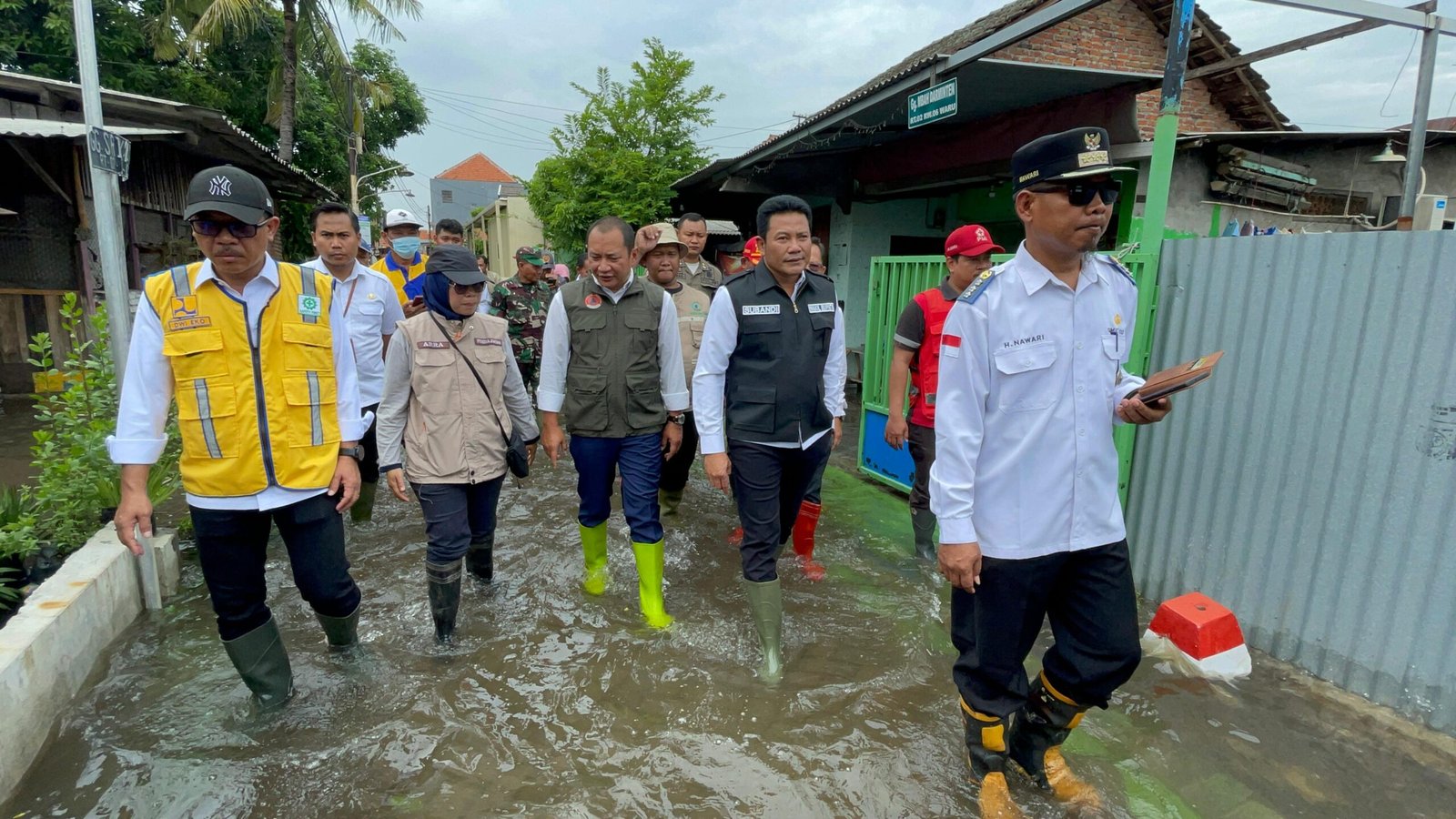 Banjir di Wilayah Waru, Wabup Subandi Mengharapkan Dinas PU Pengairan Provinsi Segera Normalisasi Sungai Buntung