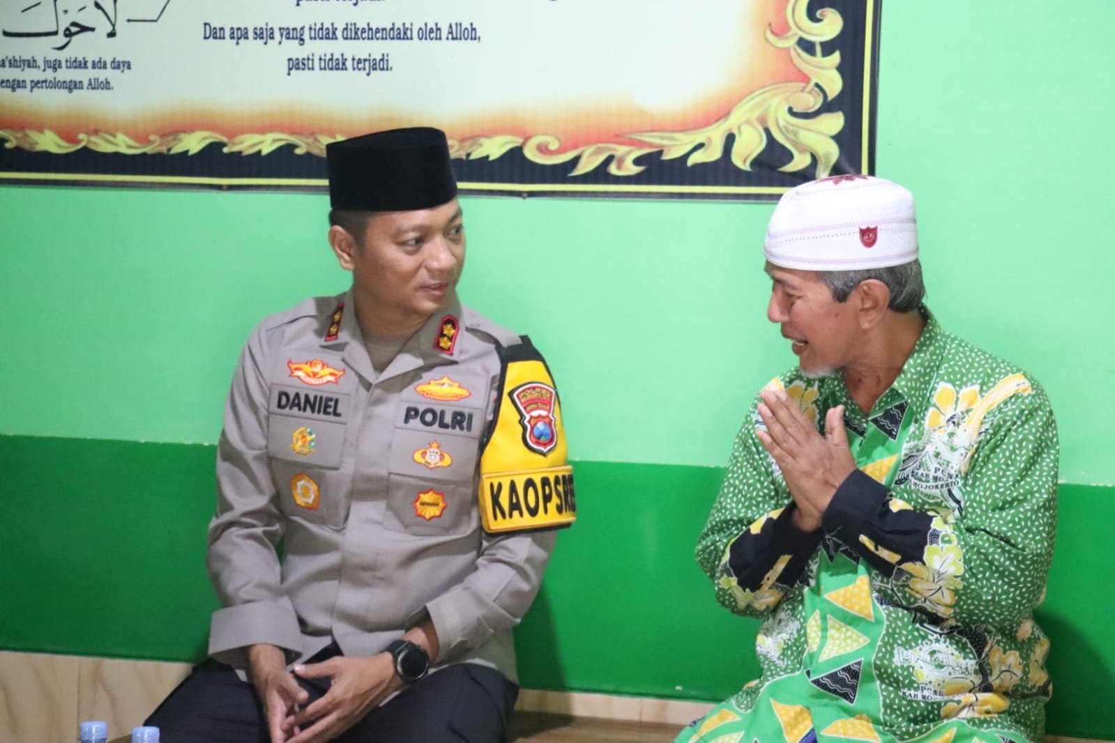 Jelang Pemilu 2024, Kapolres Mojokerto Kota Silaturahmi dengan Pengasuh Ponpes Nurul Huda