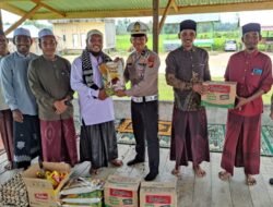 Satlantas Polres Aceh Timur ‘Jumat Berbagi’ Kebaikan Dengan Dayah