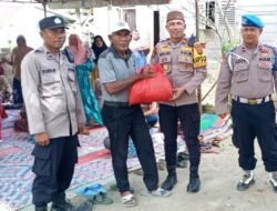 Polri Peduli, Kapolsek Pantee Bidari Serahkan Bantuan Kemanusiaan
