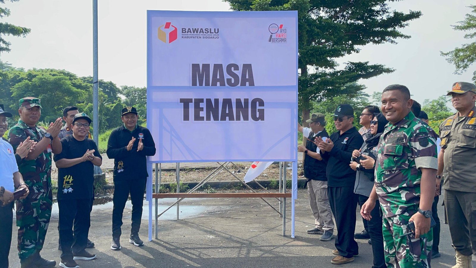 Apel Siaga Pemilu 2024, Wabup Subandi Minta Petugas Jaga Kesehatan