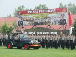 Kapolda Jatim Berikan Pembekalan Diktuk Bintara Polri Gelombag I TA 2024 di SPN Mojokerto
