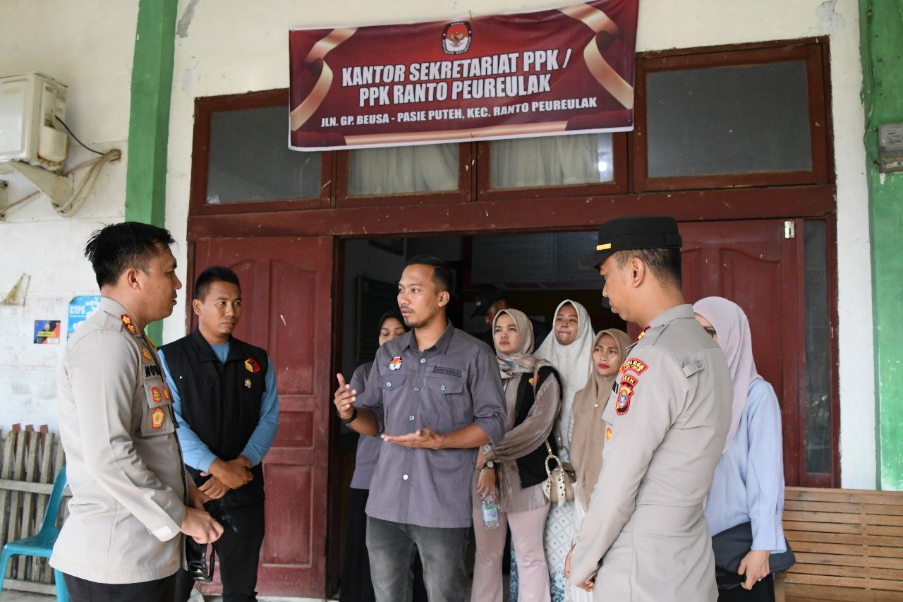 Pasca Pencoblosan dan Penghitungan Suara, Kapolres Aceh Timur Cek Gudang Logistik PPK dan Personil Pengamanan