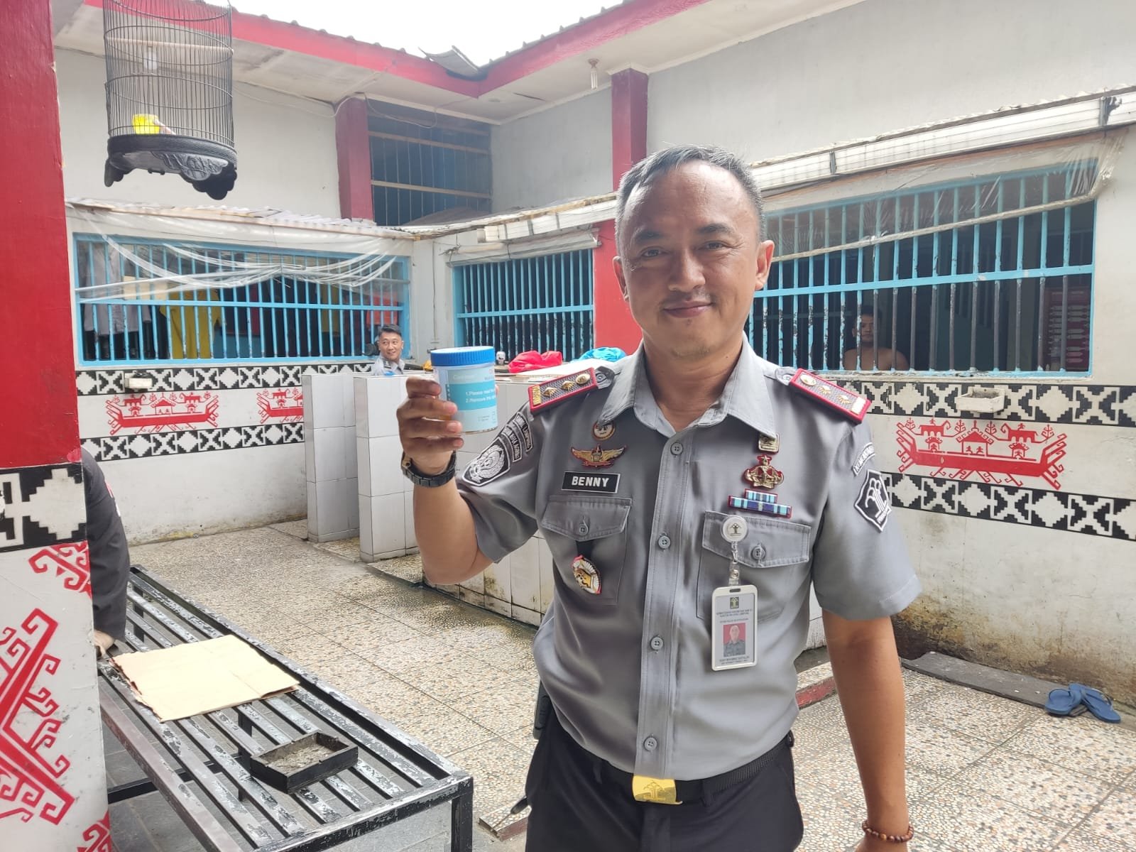 Karutan Kelas IIB Kota Agung Gelar Razia Narkoba Mendadakan...!!!