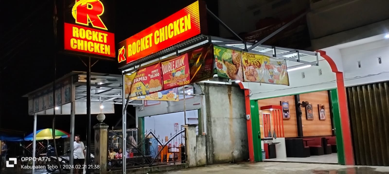 Miris Warung Rocket Chicken Pasar Tebo Rugikan Pelanggan