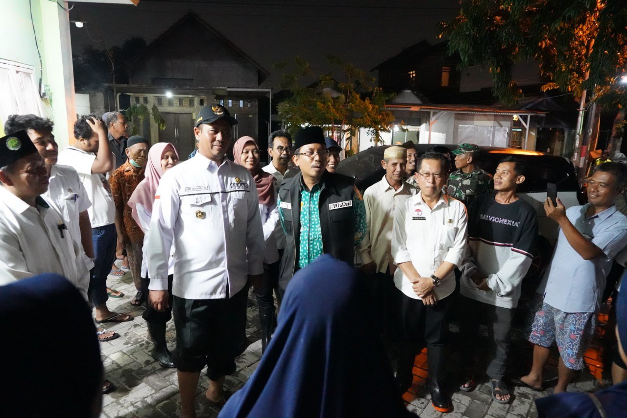 Bupati Sidoarjo Instruksikan Camat, Kades dan Lurah Kerja Bakti Massal Bersihkan Gorong-gorong Saluran Air