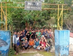 Koramil 0815/19 Magersari Bareng Warga Kerja Bakti Bersih Bersih TPU