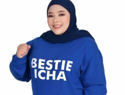 Siti Aisyah sosok perempuan pertama kali yang duduk di kursi DPRD kota Pangkal pinang dari partai Demokrat