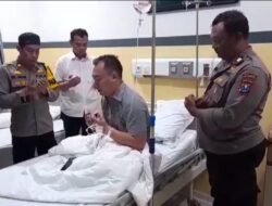 Wujud Kepedulian, Kapolsek Dlanggu Beri Semangat Dan Doakan Kesembuhan Anggota