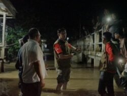 Pj Bupati Muaro Jambi Tinjau Korban Banjir Di Kecamatan Kumpe