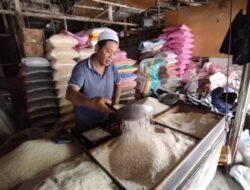 Jelang Ramadan, Harga Beras Premium Mulai Turun di Kota Mojokerto