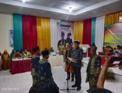 Kades kemingking luar Dan Kades Sekumbung Resmi Dikukuhkan Pj Bupati Muaro Jambi Sebagai Pemangku Adat