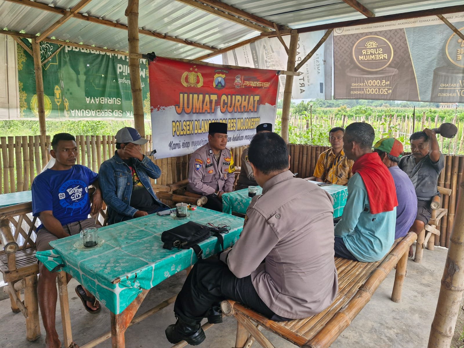 Polsek Dlanggu Galang Aspirasi Masyarakat Melalui Forum Jumat Curhat