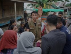 Pj Bupati Muaro Jambi Kunjungi Warga Desa Rukam yang Terdampak Banjir