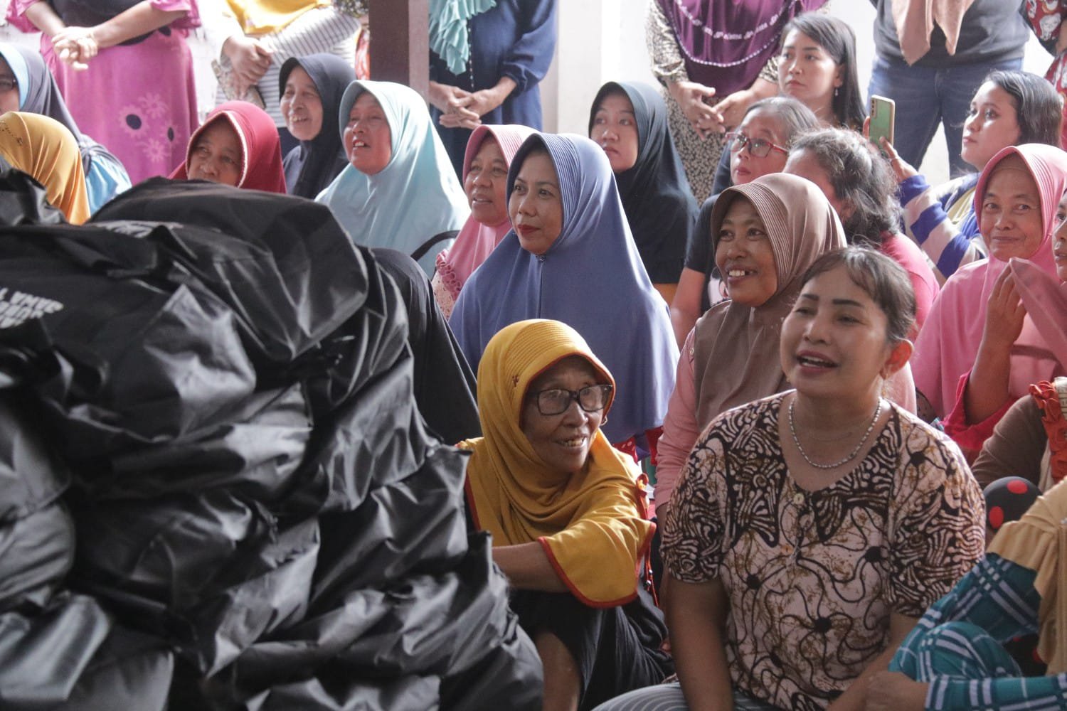 Tunjukkan Kepedulian, 4 Desa Terdampak Banjir Di Kabupaten Mojokerto Kembali Diberikan Bantuan Oleh Pemkab Mojokerto