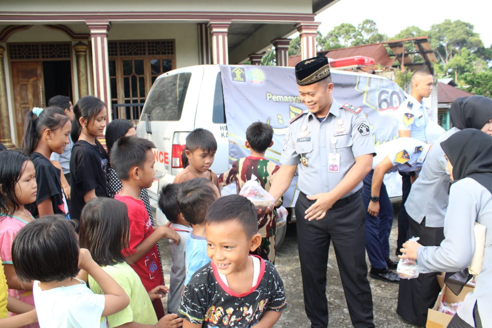 Berbagi Kebahagiaan dan Keberkahan Di Bulan Ramadhan, Lapas Kotaagung Berbagi Takjil Meriahkan HBP ke-60