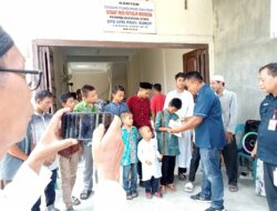 DPD SPRI SUMUT ” Serikat Pers Republik Indonesia’ Bersama Wartawan Media Pendamping News dan Metropos 24 Bagikan 200 Paket Sembako Kepada Warga Masyarakat Beserta Anak Yatim Piatu