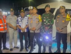 Pelepasan Mudik Gratis Dan Pengecekan Kesehatan Serta Pengecekan Urin Para Sopir Mobil Penumpang Umum