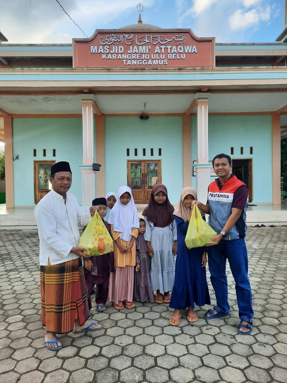 Safari Ramadan PT Pertamina Geothermal Energy Tbk (PGE) Area Ulubelu Tingkatkan Energi Kebersamaan