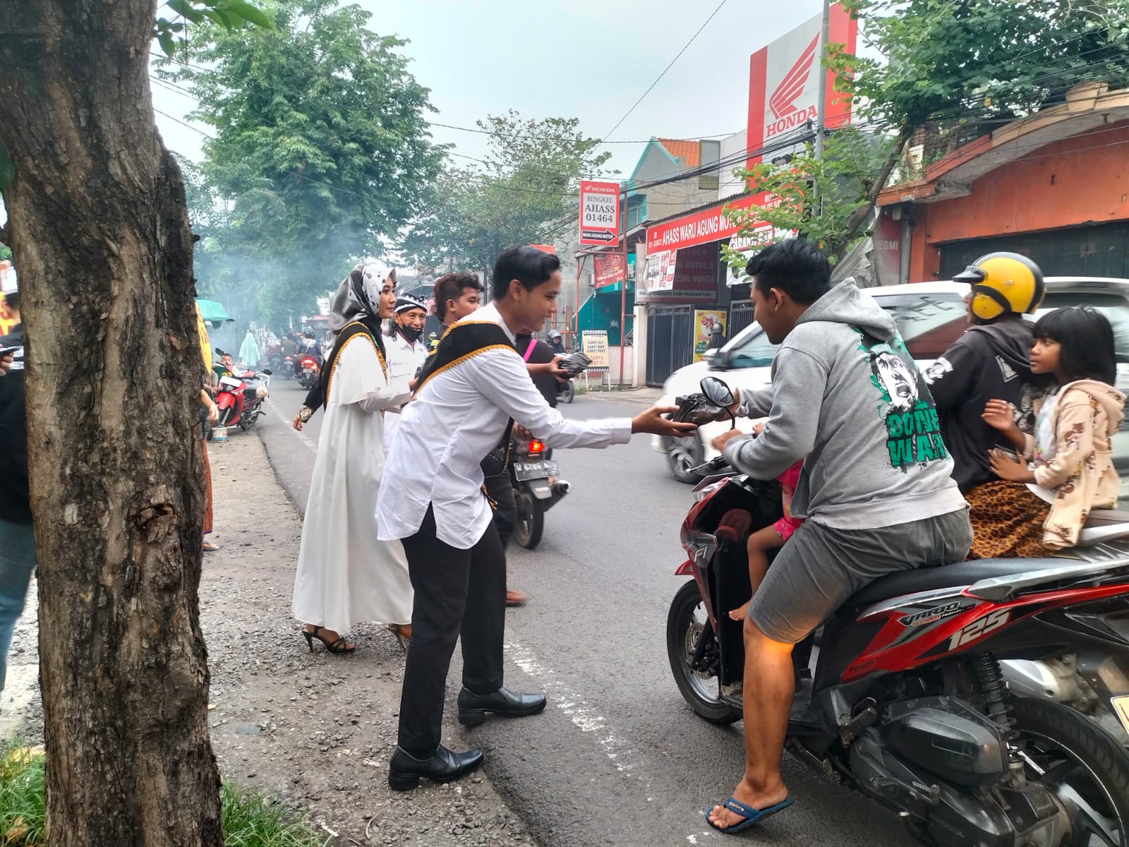 Duta Anti Narkoba Kabupaten Sidoarjo, Berbagi 1000 Takjil di Bulan Ramadhan