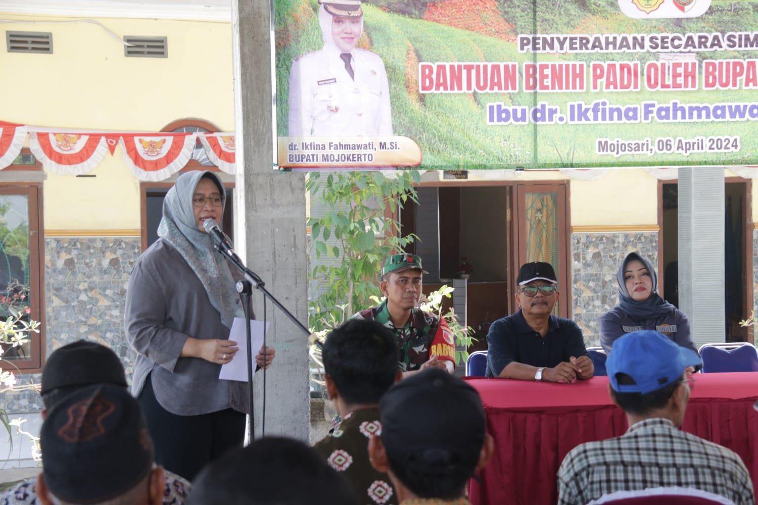Peduli Warga Terdampak Banjir, Pemkab Mojokerto Gelontorkan Bantuan Material Perbaikan Tanggul Sungai Di Lima Desa