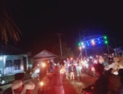 Masyarakat Desa peninjauan Antusias menyambut Hari Raya Idul Fitri 2024 Gelar Pawai Obor Dan Takbir