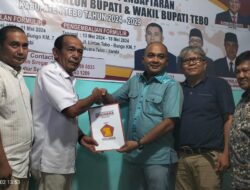 Daftarkan Diri Di Partai Gerindra Agus Rubiyanto Siap Memimpin Kabupaten Tebo