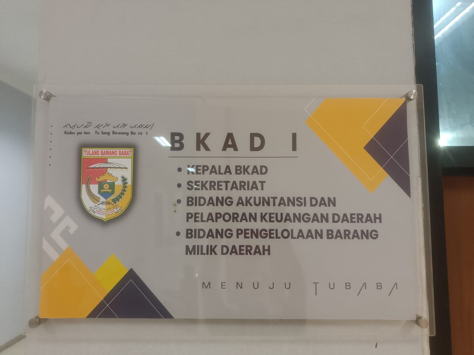 Dua Lembaga Pengawas Internal di Tubaba Kepergok Keluar Pintu BPKAD
