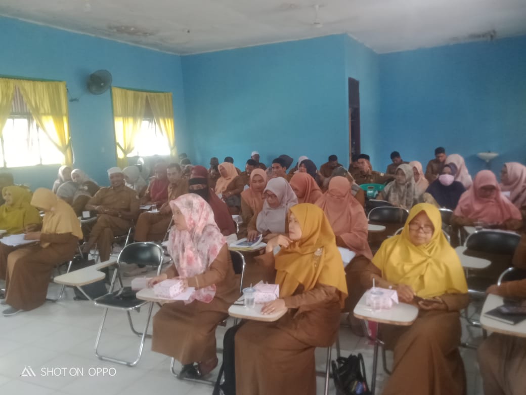 Diduga Oknum Bidang Analis PSMP Dinas pendidikan dan Kebudayaan Aceh Timur Menghindar dari Wartawan